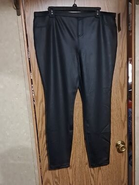Vera Wang Men's Black Faux Leather Stretch Pants Sz XL